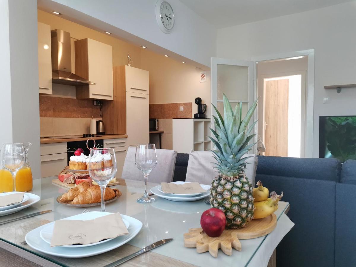 Honeycomb Apartment Split - Free Parking Exterior foto